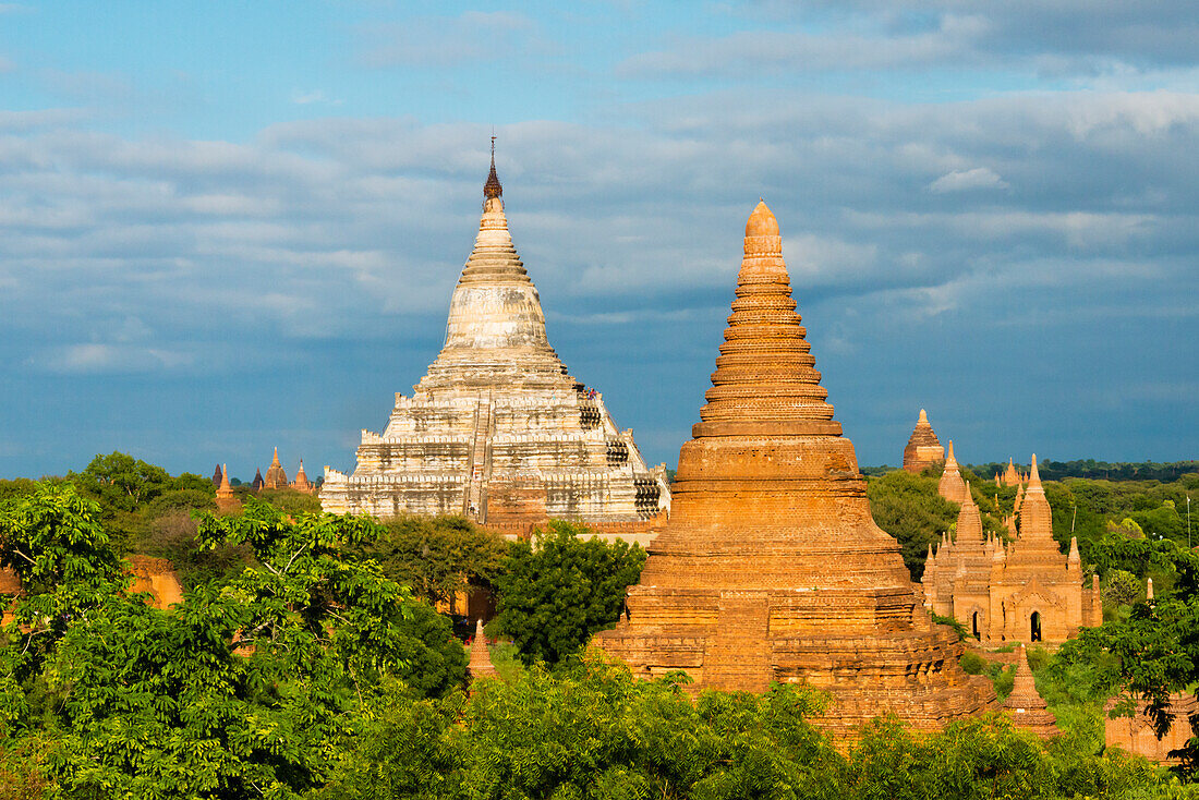 Antike Tempel und Pagoden, Bagan, Region Mandalay, Myanmar