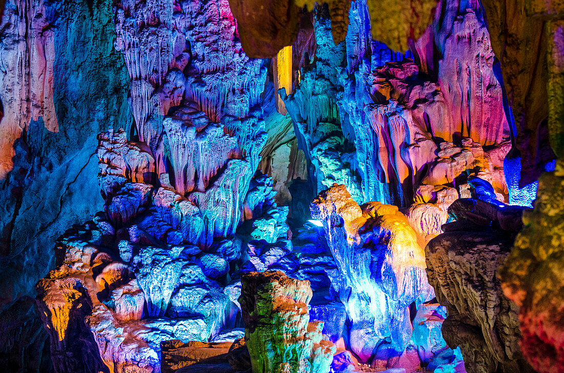 Rohrflötenhöhle Guilin, China.