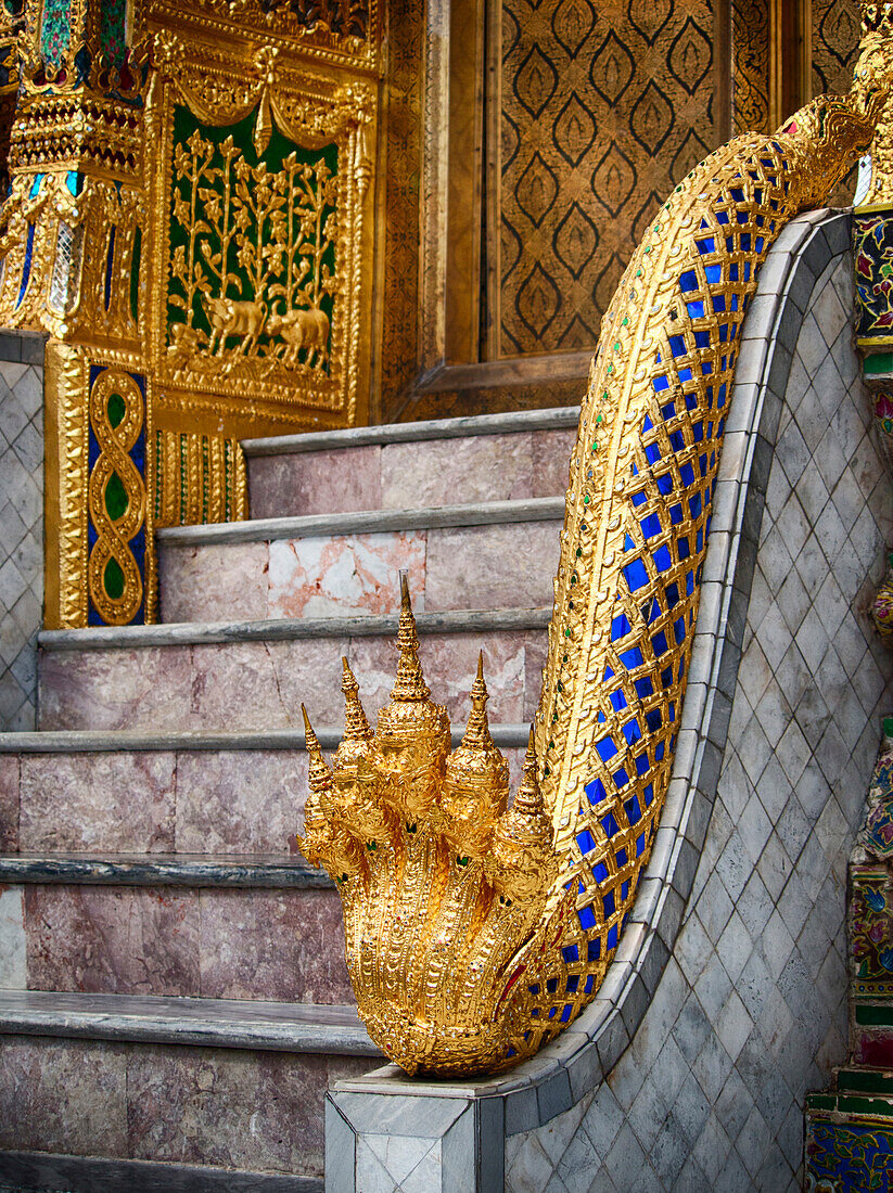 Thailand, Bangkok, Grand Palace In Bangkok, Gebäude des Grand Palace mit seiner Architektur
