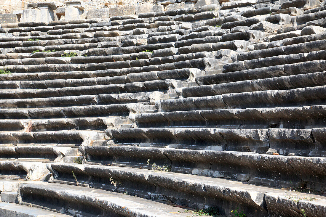 Türkei, Westküste Anatoliens, Provinz Aydin, Ruinen von Milet, in der Nähe der Mündung des Mäander-Flusses im antiken Karien. Theater.