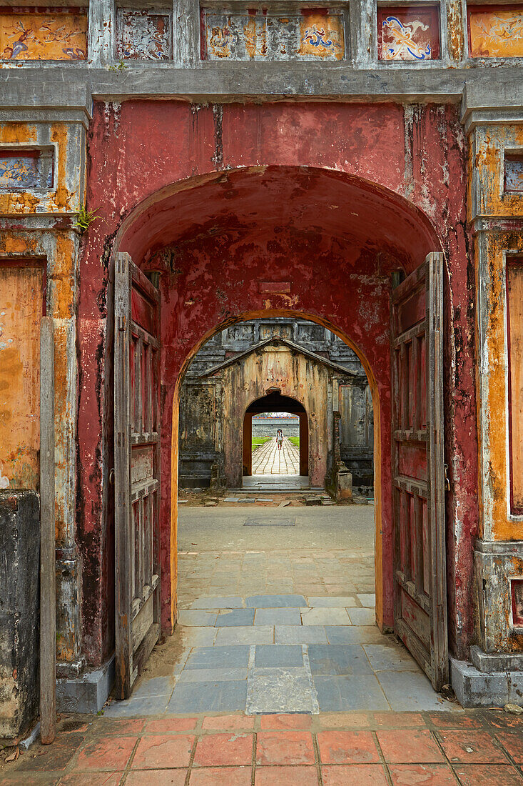 Tore, Dien Tho Palast, historische Zitadelle von Hue, Kaiserstadt, Hue, nördliche Zentralküste, Vietnam
