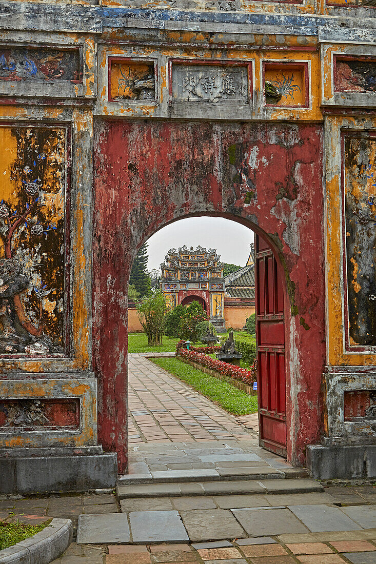 Tor, historische Zitadelle von Hue, Kaiserstadt, Hue, nördliche Zentralküste, Vietnam