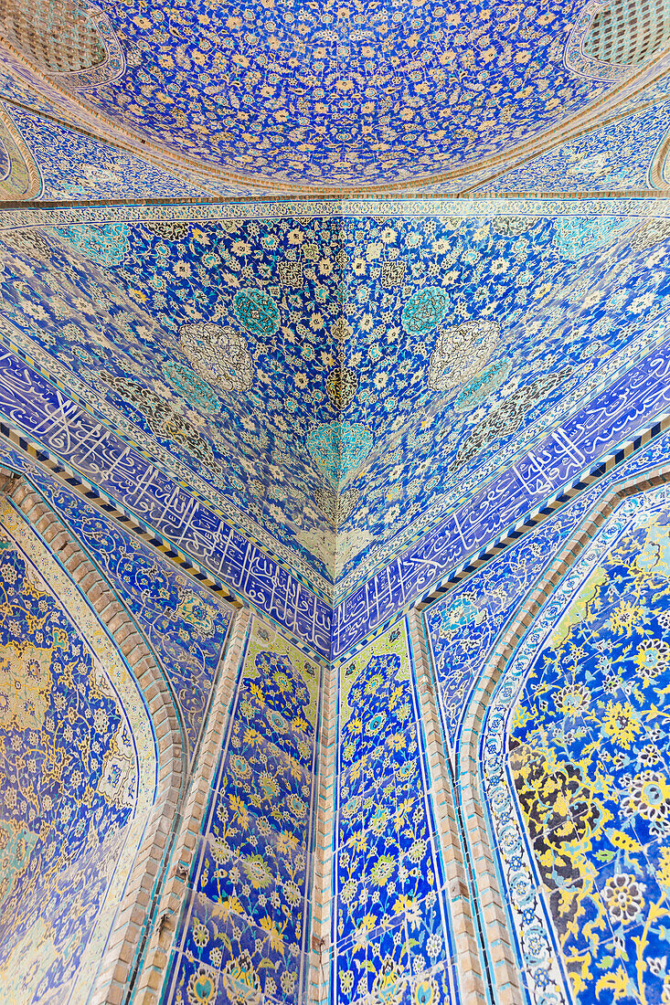 Central Iran, Esfahan, Naqsh-E Jahan Imam Square, Royal Mosque, Interior Mosaic