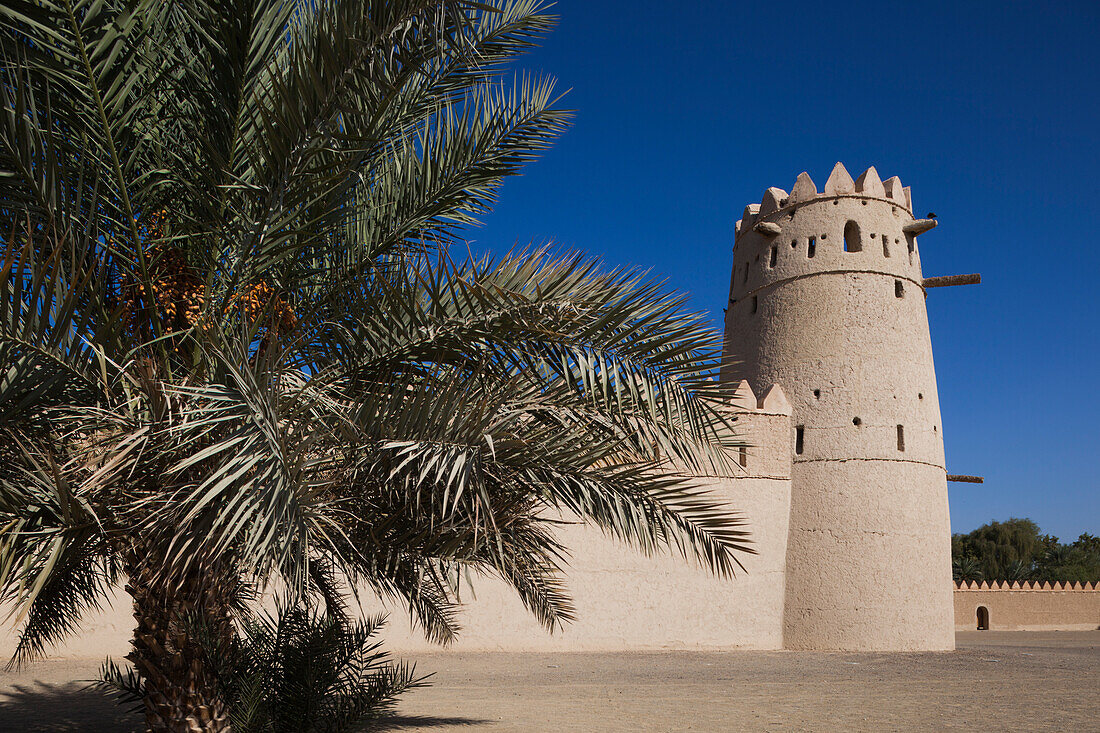 UAE, Al Ain. Al Jahili Fort, built in 1890