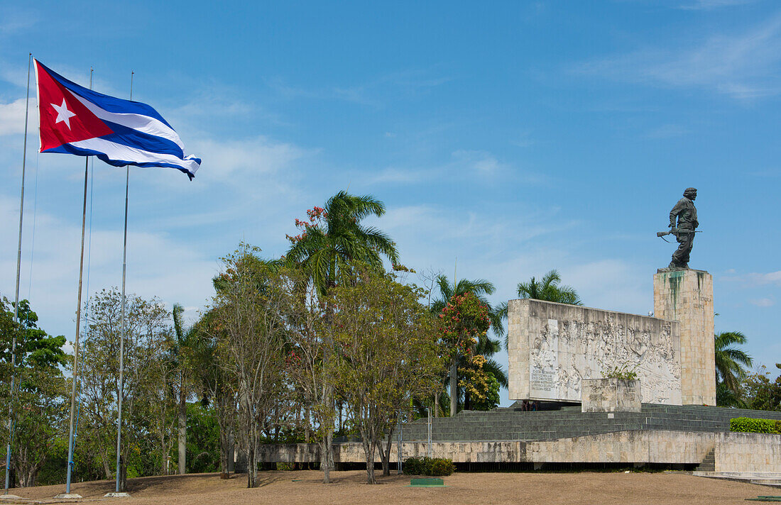 Santa Clara, Kuba. Denkmal für Che Guevara, Held der Revolution, mit Statue und Grab