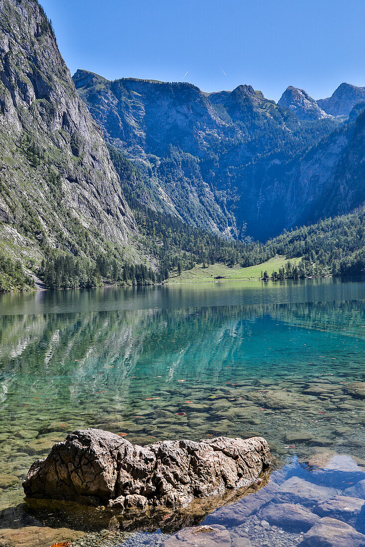 Europe, Germany, Bavaria, Schoenau am Konigssee, Lake Obersee