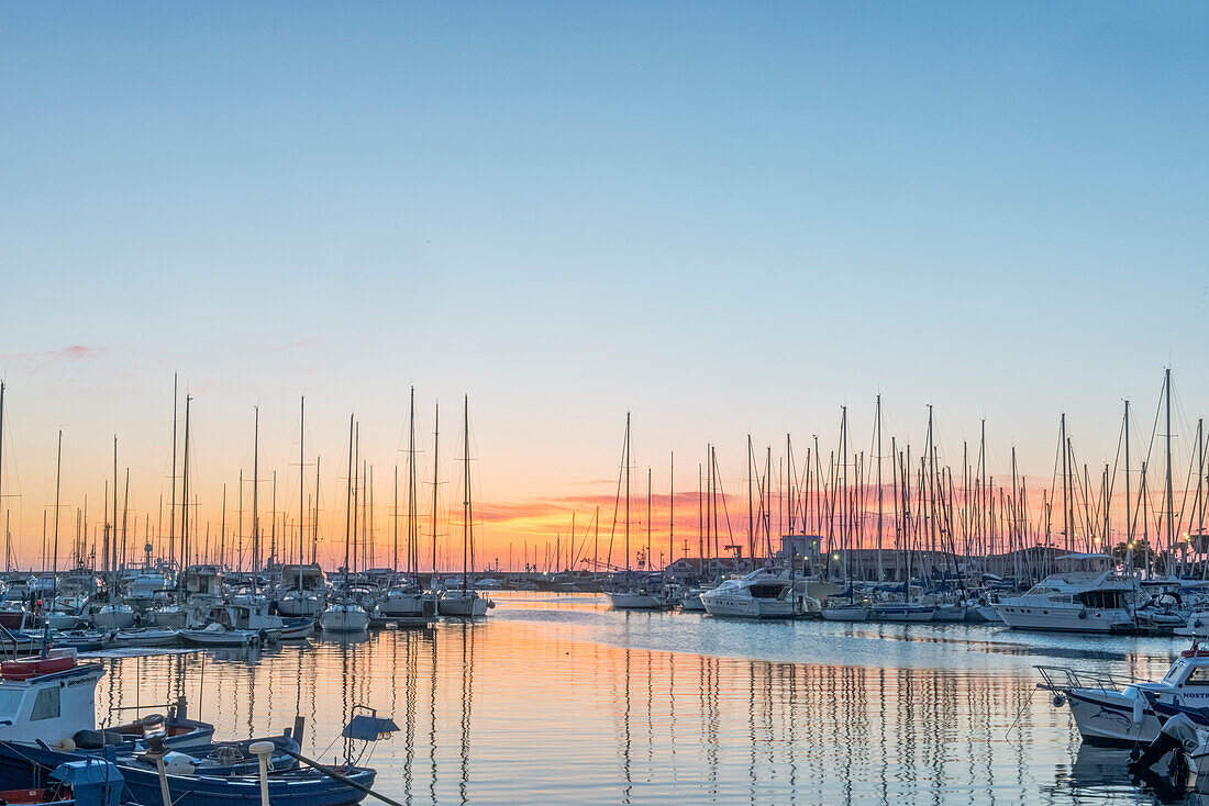 Italy, Sicily, Palermo, Marina sunrise