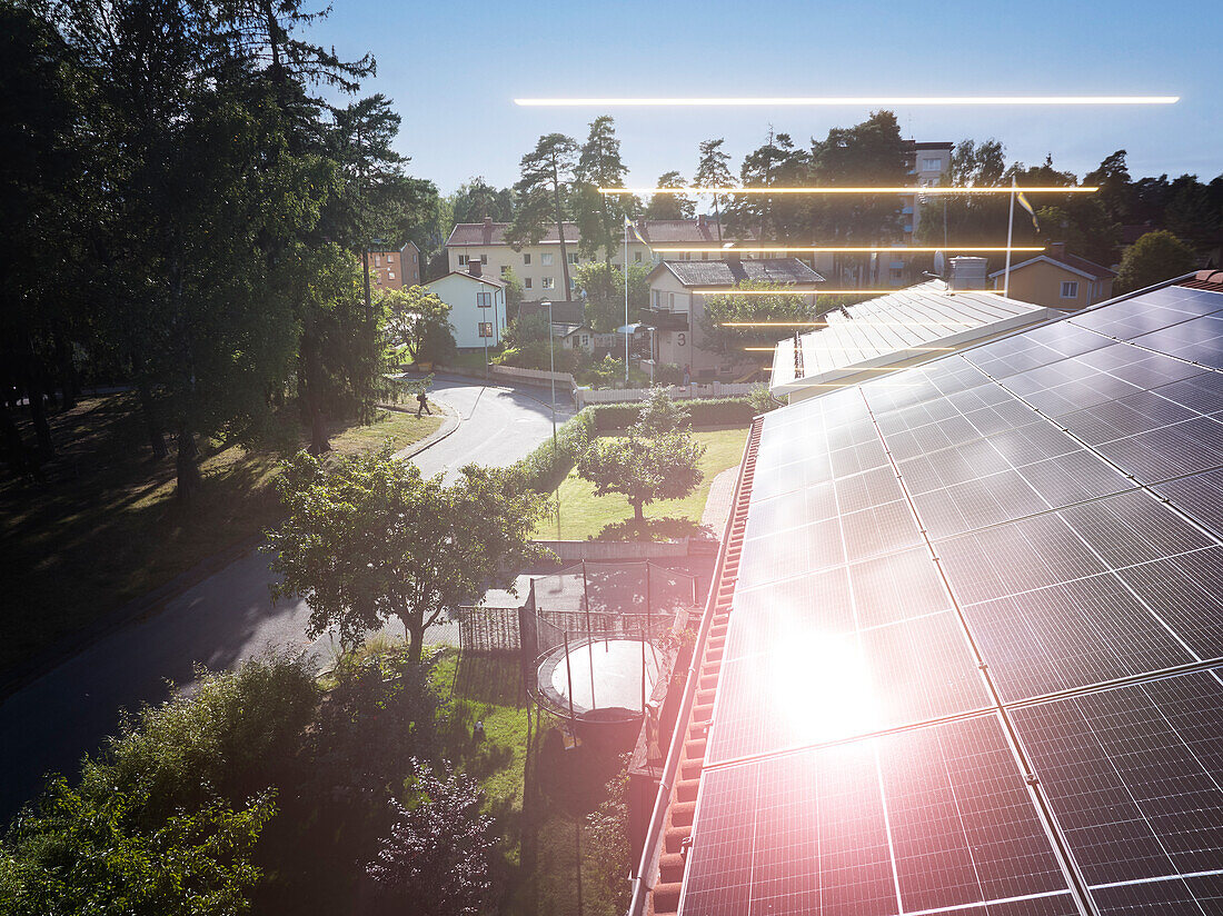 Sonnenkollektoren auf dem Hausdach