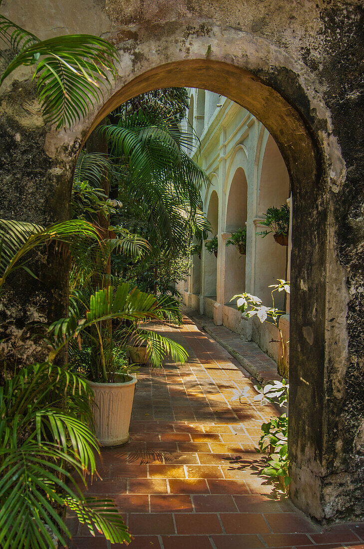 Historic Santuario and Iglesia de San Pedro Claver in the old walled city of Cartagena, Colombia.