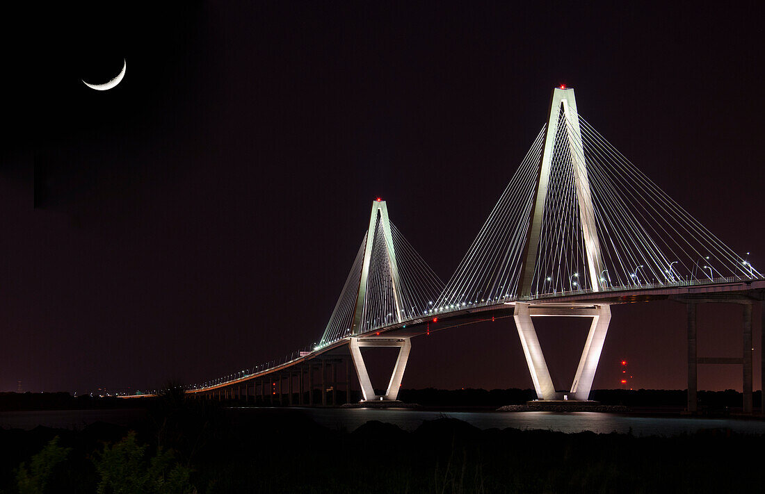USA, South Carolina, Mount Pleasant, Arthur Ravenel Jr Bridge illuminated at night