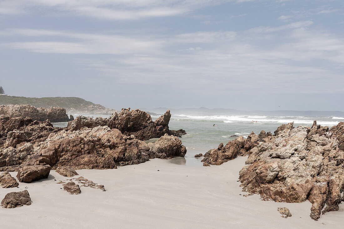 Südafrika, Hermanus, Felsformationen am Voelklip Beach