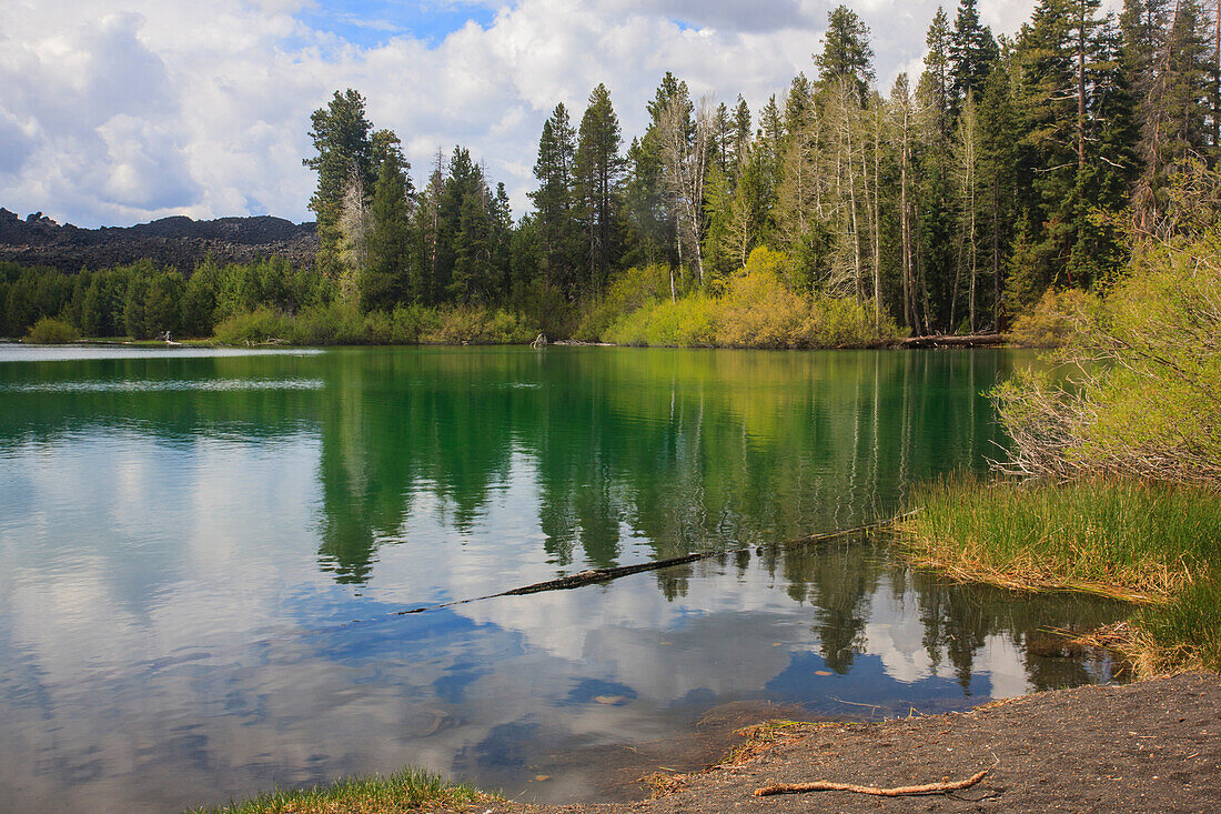 Lake located at the northeast corner of Lassen Volcanic Park in Northern California. Home of the largest plug dome volcano in the world.