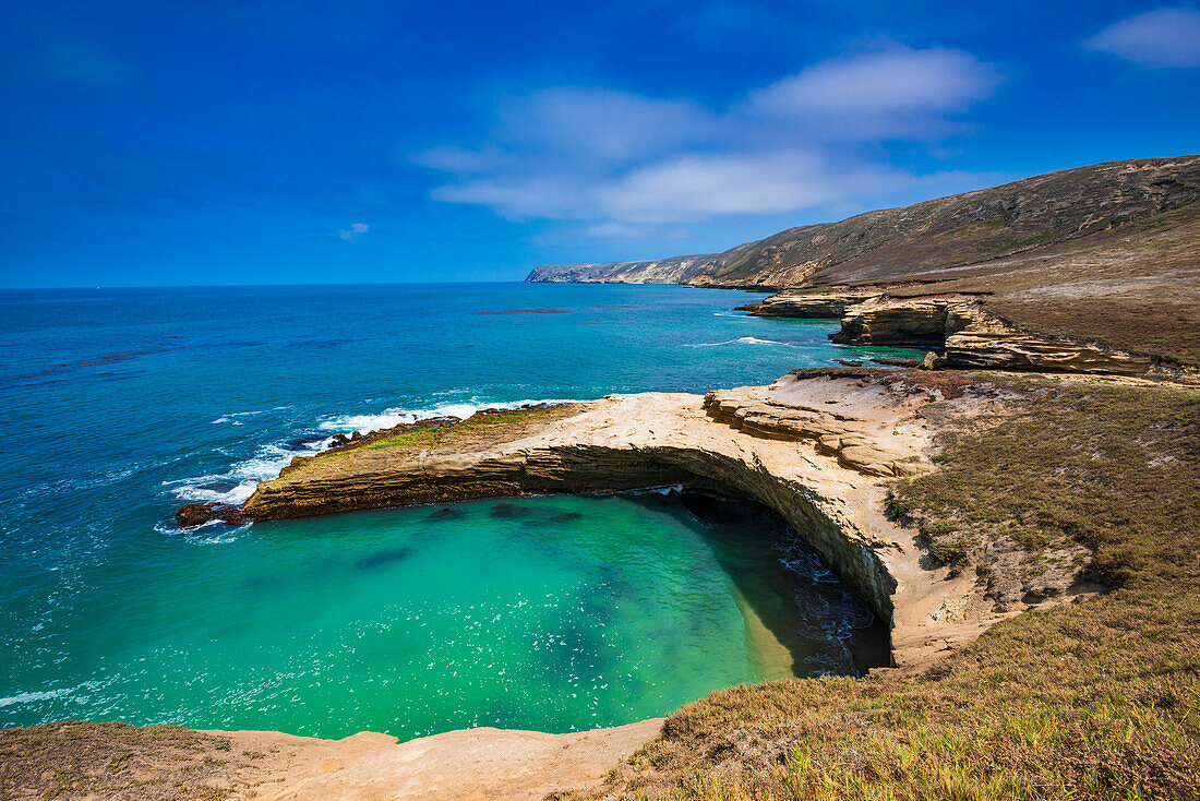 Lobo Canyon Beach, Santa Rosa Island, Channel Islands National Park, California, USA.