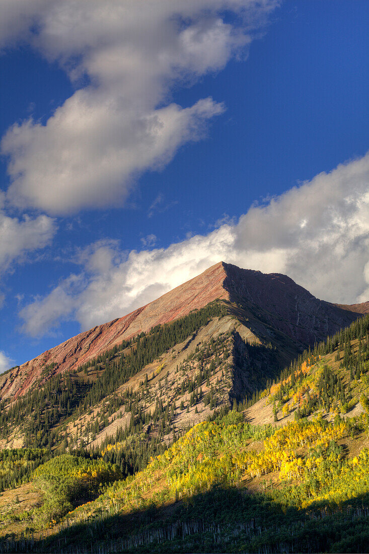 USA, Colorado. Rocky Mountains im Herbst