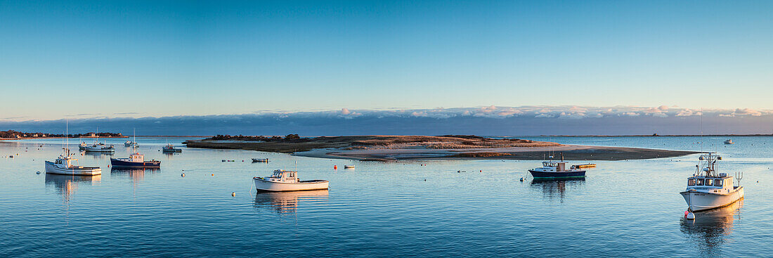 USA, Neuengland, Massachusetts, Cape Cod, Chatham, Chatham Harbor, Dämmerung