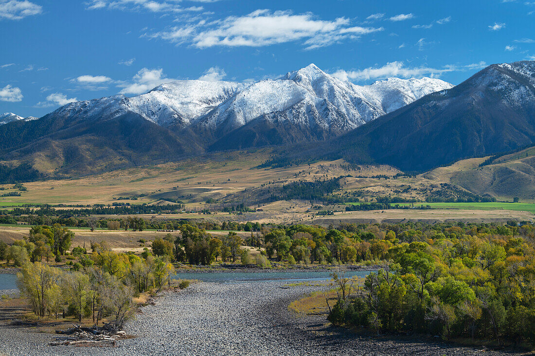 Yellowstone River, Absaroka Mountains, Montana.