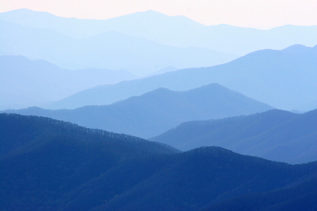 Blick auf die Smoky Mountain Range vom Clingmans Dome aus
