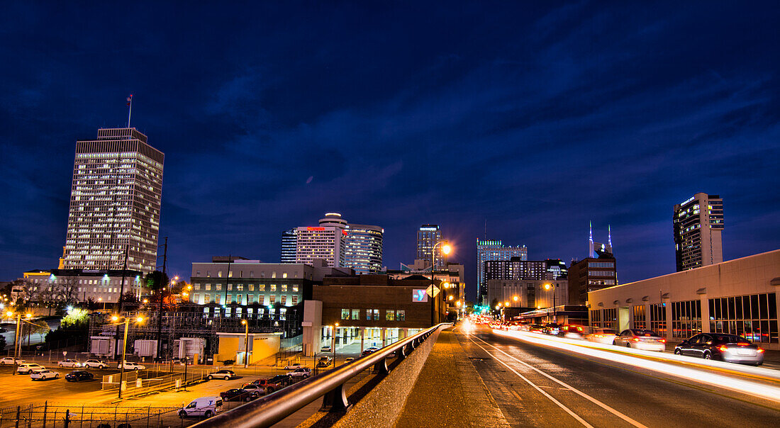Nashville Tennessee city skyline at twilight from the west side with traffic and skyscrapers