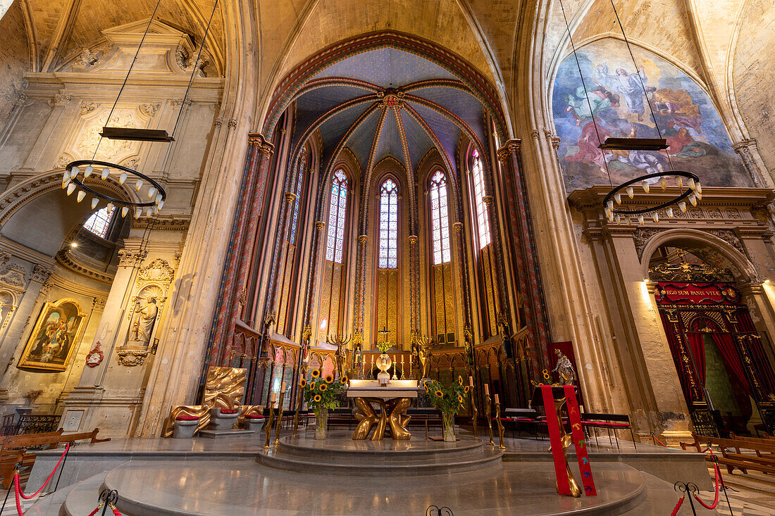 Interior of Aix Cathedral, Aix-en-Provence, Bouches-du-Rhone, Provence-Alpes-Cote d'Azur, France, Western Europe