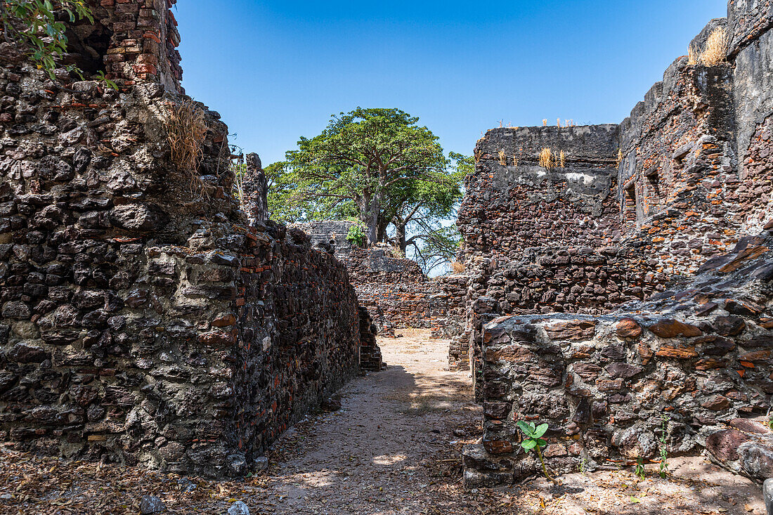 Ruinen von Fort James, Kunta Kinteh Island (James Island), UNESCO-Weltkulturerbe, westlicher Sklavenhandel, Gambia, Afrika