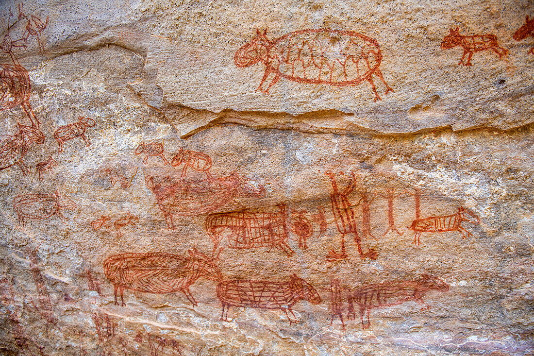Felsmalerei an der Pedra Furada, Nationalpark Serra da Capivara, UNESCO-Welterbe, Piaui, Brasilien, Südamerika