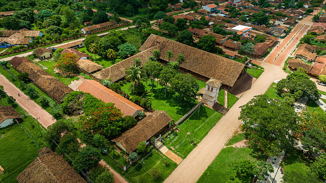 Luftaufnahme der Mission San Miguel, Jesuitenmissionen von Chiquitos, UNESCO-Welterbe, Departement Santa Cruz, Bolivien, Südamerika