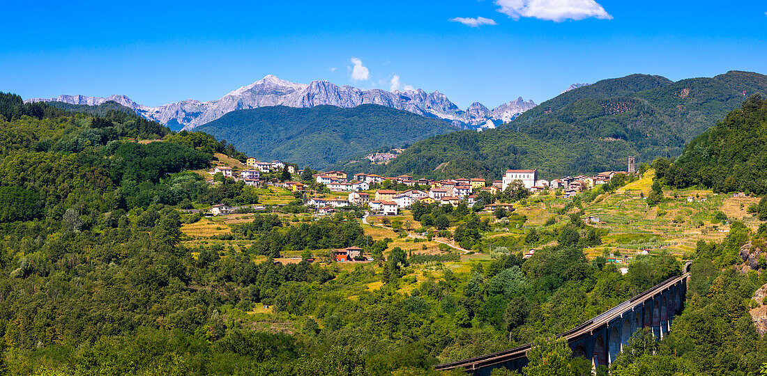 Apuane Mountains, Lucca-Aulla Railway, Poggio, Garfagnana, Tuscany, Italy, Europe