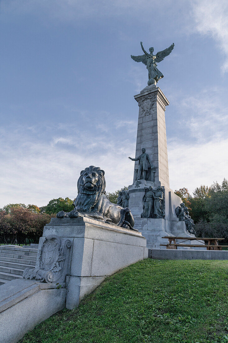 Monument a Sir George Etienne Cartier, Mont Royal, Montreal, Quebec, Canada, North America