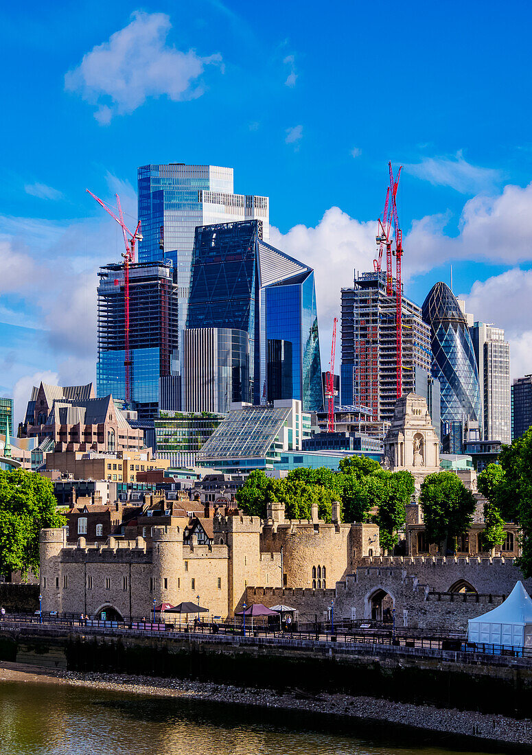 Tower of London, UNESCO World Heritage Site, and The City of London skyline, London, England, United Kingdom, Europe