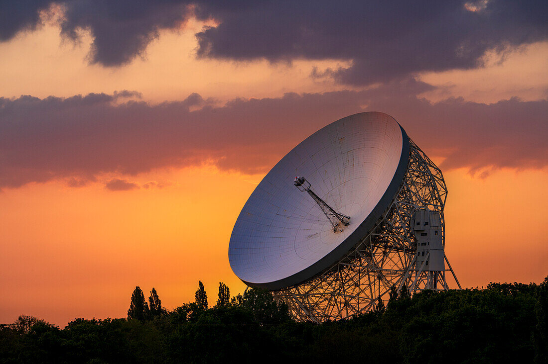 Das Mark I Riesenradioteleskop, Jodrell Bank Observatorium, Cheshire, England, Vereinigtes Königreich, Europa