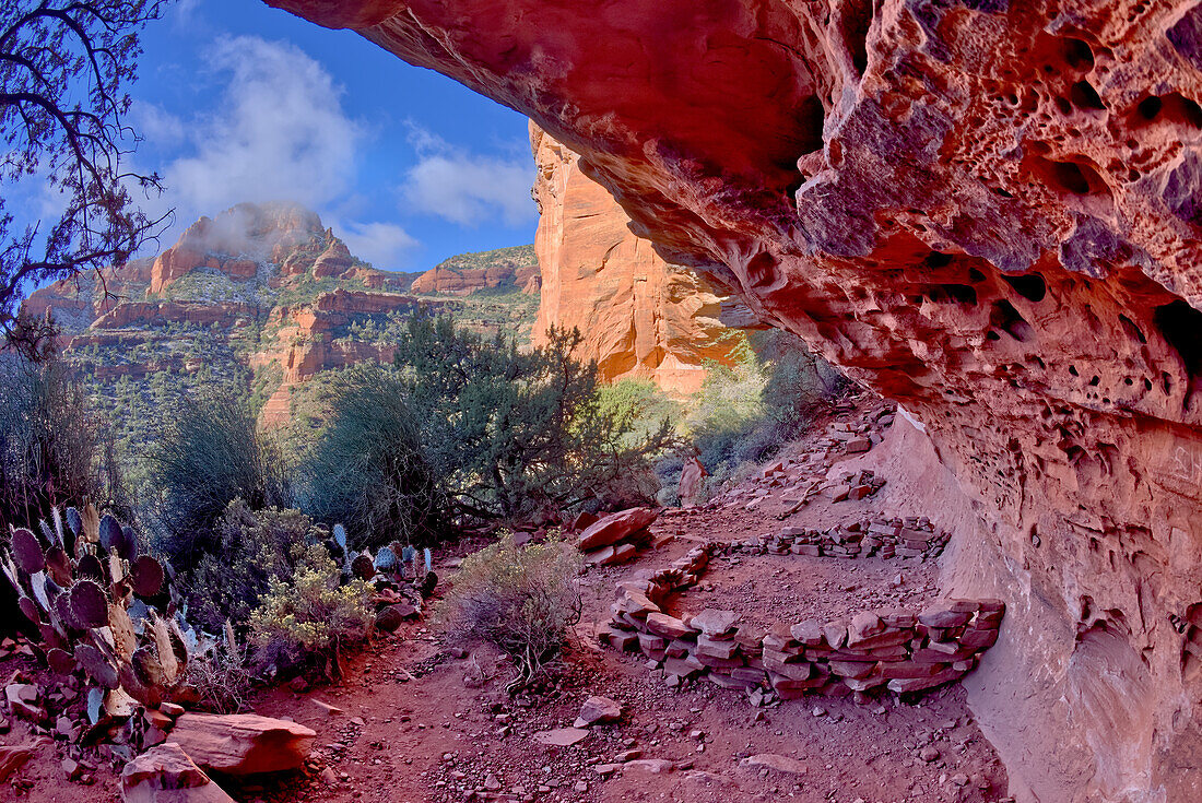 Ancient Indian Ruins under Fay Arch in Fay Canyon in Sedona, Arizona, United States of America, North America