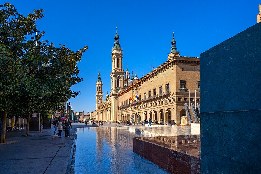 Plaza del Pilar, Zaragoza, Aragon, Spain, Europe