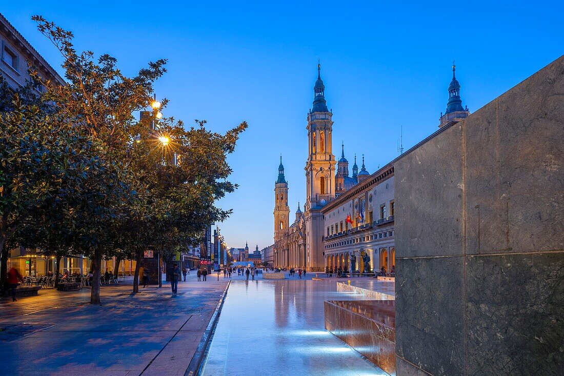 Plaza del Pilar, Zaragoza, Aragon, Spain, Europe