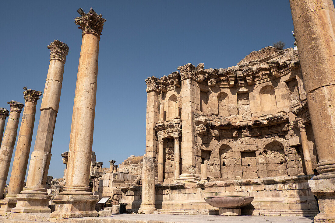 Nymphaeum monument consecrated to the nymphs, Jerash, Jordan, Middle East