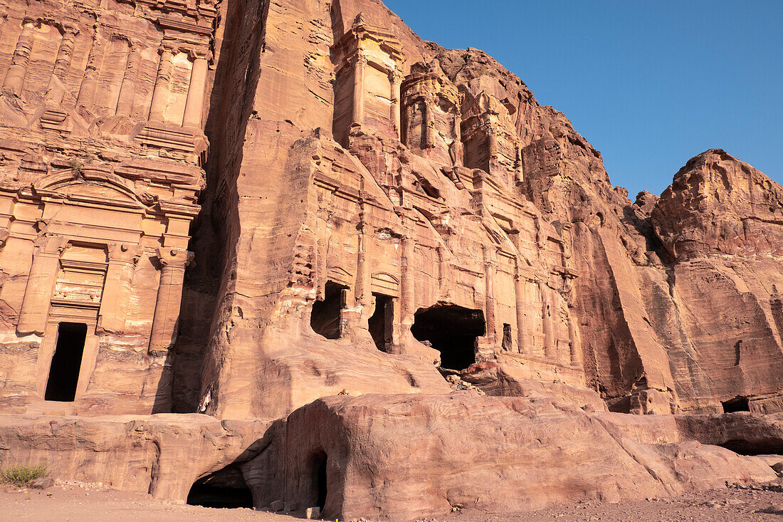 Palastgrab und Königsgräber, Petra, UNESCO-Welterbestätte, Jordanien, Naher Osten