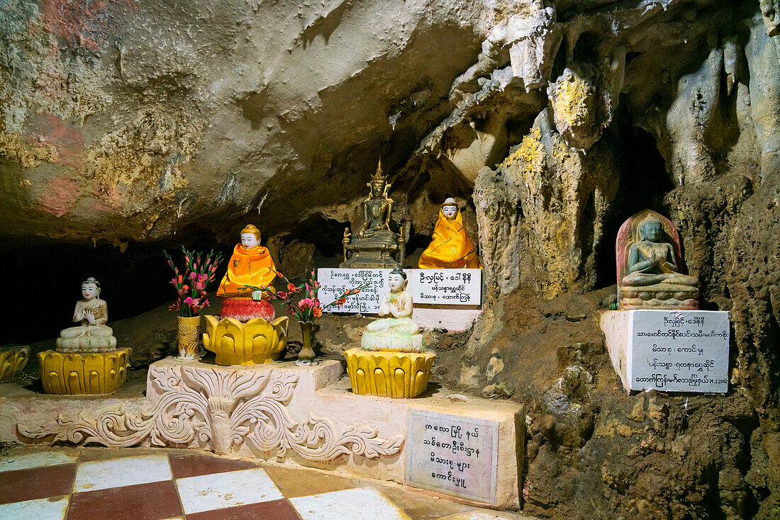 Buddha-Statuen in den Myin-Ma-Hti-Höhlen, in der Nähe von Kalaw und Aungpan, Shan-Staat, Myanmar (Burma), Asien
