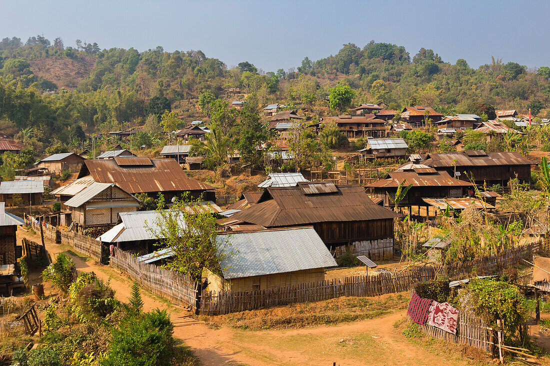 Bergdorf auf dem Lande, in der Nähe von Hsipaw, Shan-Staat, Myanmar (Birma), Asien