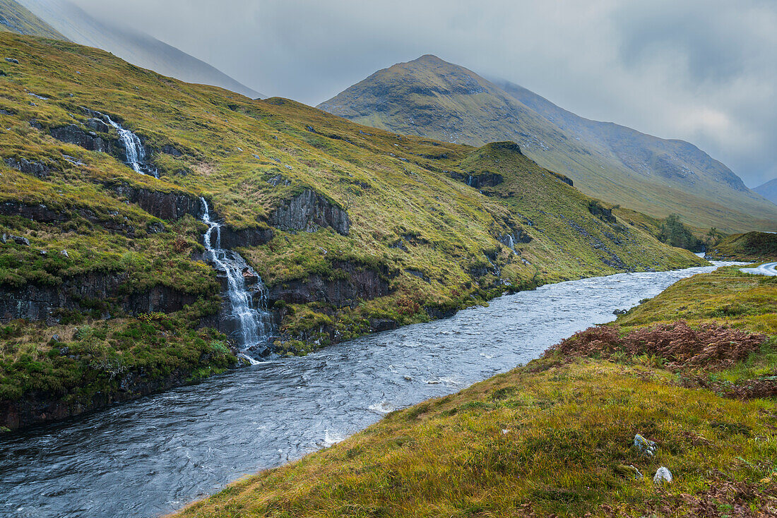 Fluss Etive, Glencoe, Highlands, Schottland, Vereinigtes Königreich, Europa