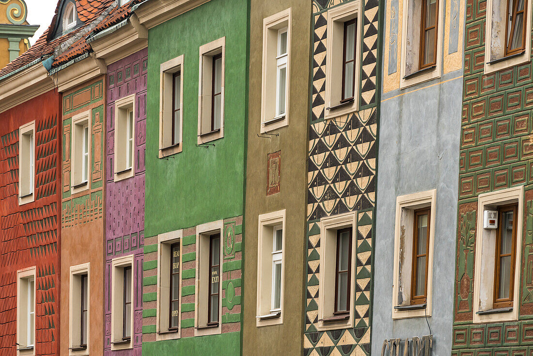 Detail der farbenfrohen Händlerhäuser auf dem Alten Markt, Poznan, Polen, Europa