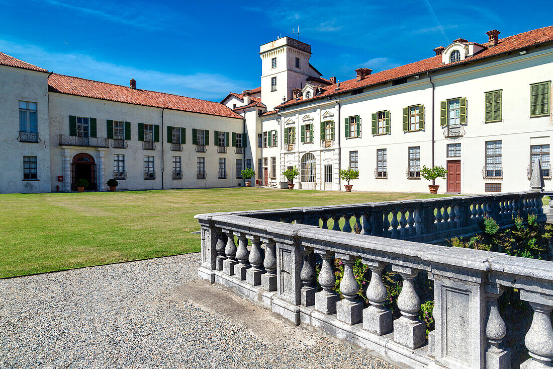 Das Schloss und der Park von Masino, Caravino, Bezirk Torino, Piemont, Italien, Europa