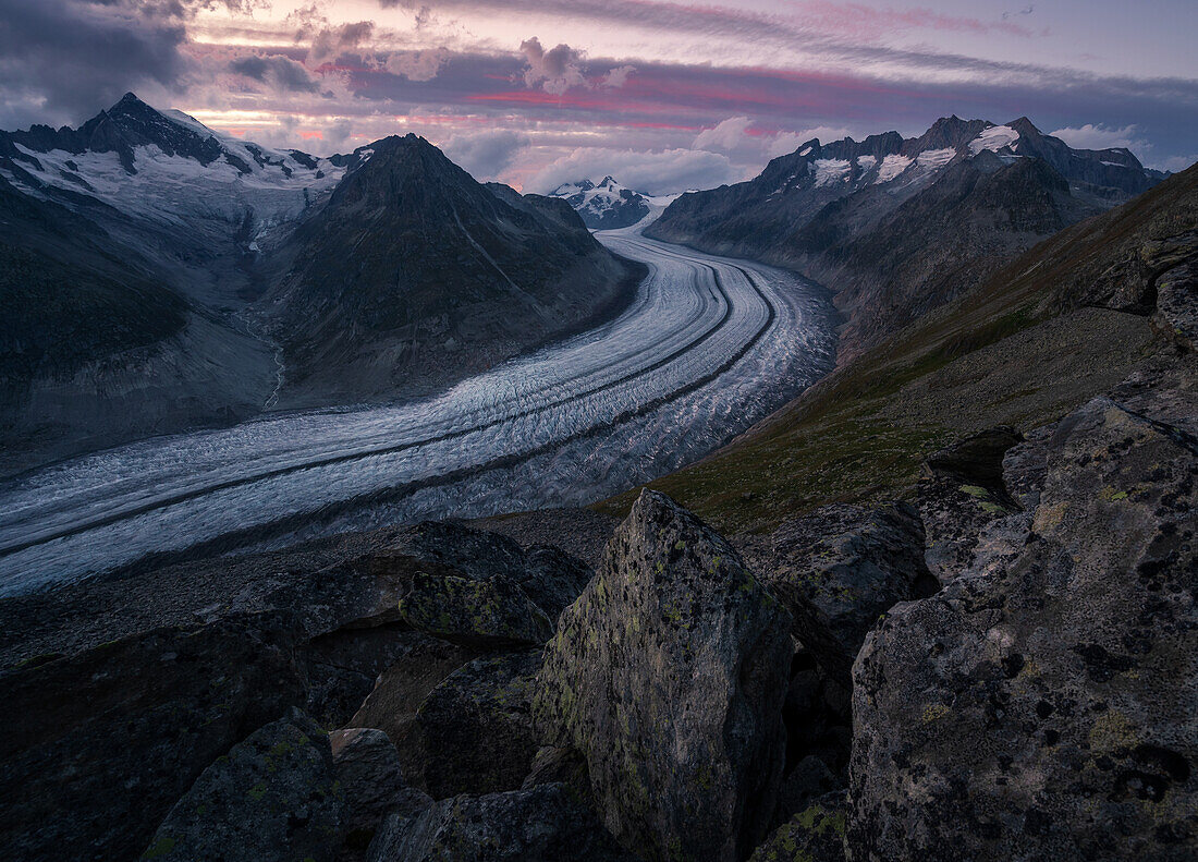 The biggest glacier in the Alps, the Aletsch glacier, UNESCO World Heritage Site, Bernese Oberland, Switzerland, Europe 