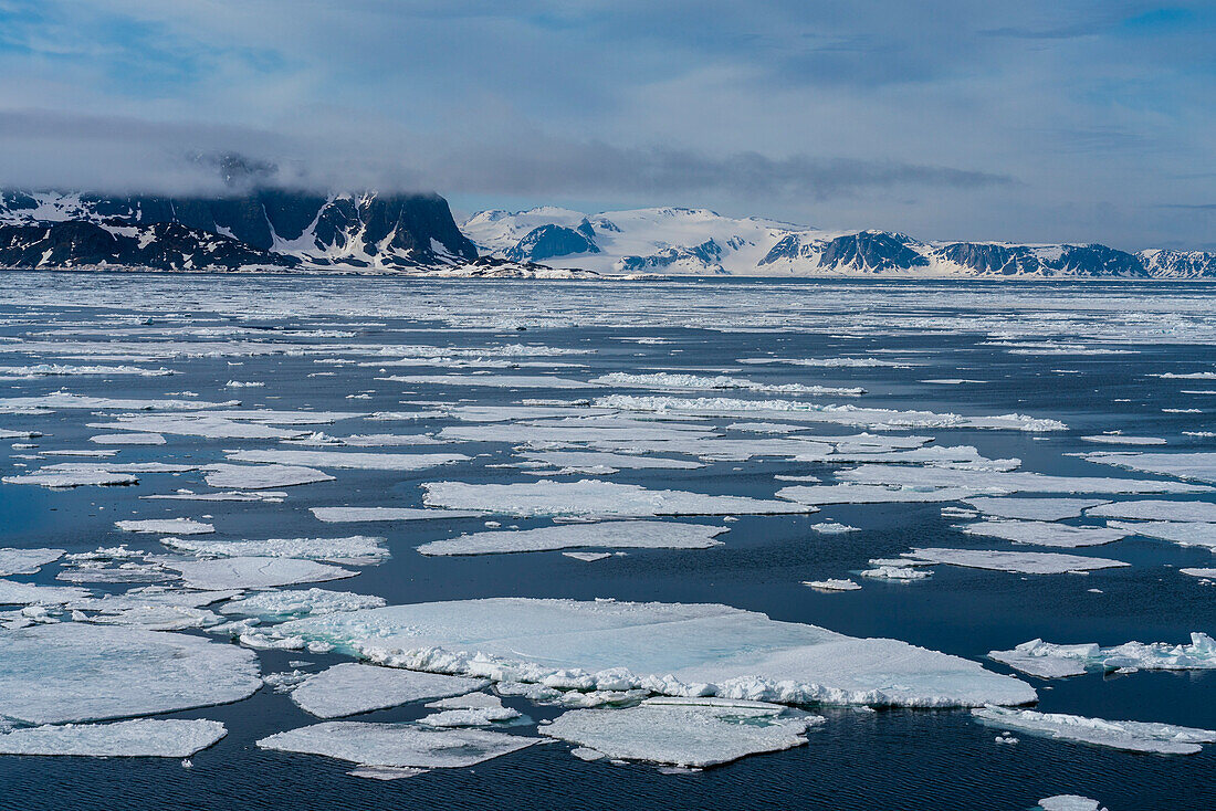 Spitsbergen, Svalbard Islands, Arctic, Norway, Europe