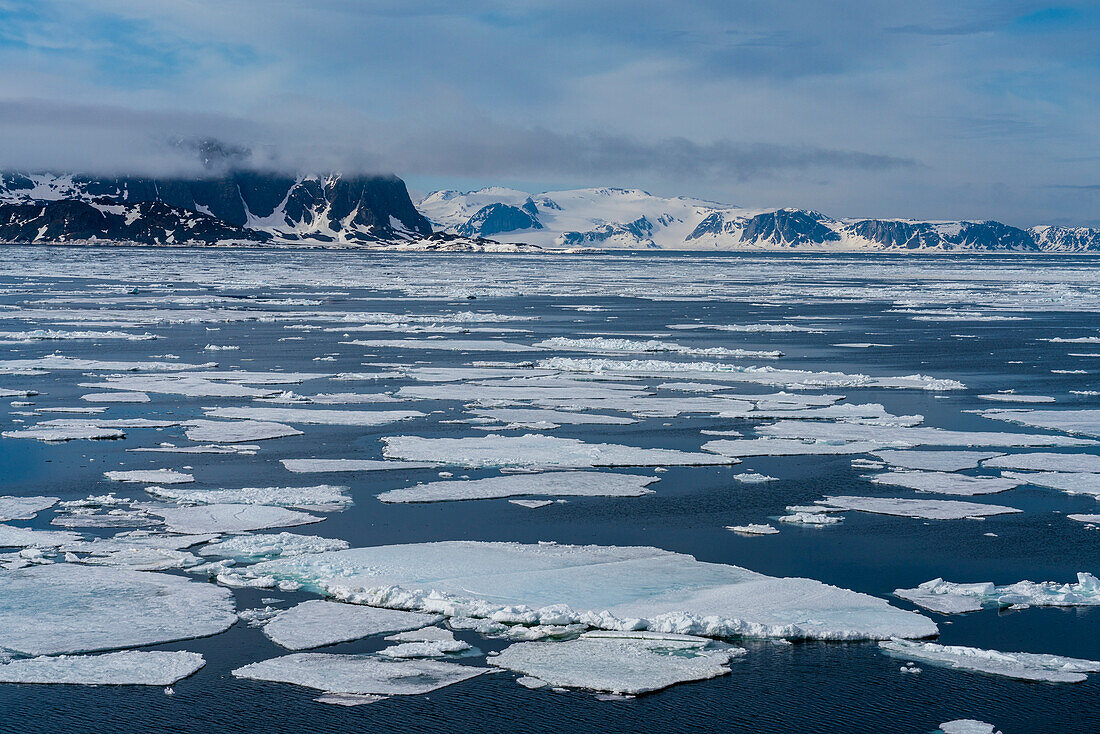 Spitzbergen, Svalbard-Inseln, Arktis, Norwegen, Europa