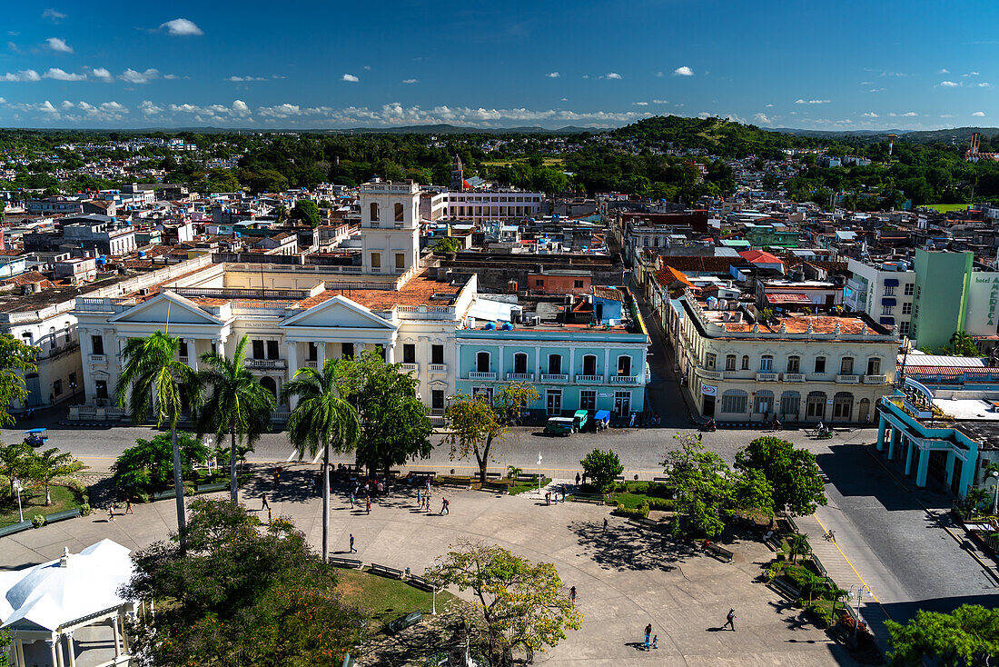 Luftaufnahme des Hauptplatzes von Santa Clara, Kuba, Westindische Inseln, Karibik, Mittelamerika