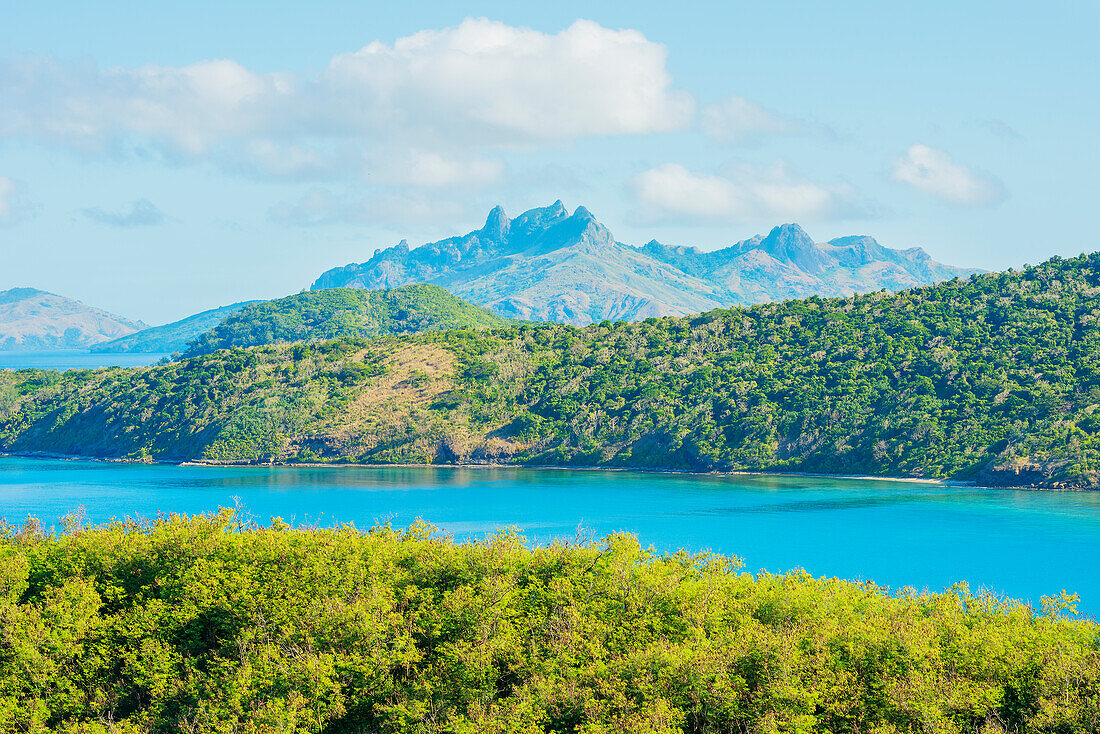 Blick auf Drawaqa Island, Waya und Nanuya Balavu Island, Yasawa-Inseln, Fidschi, Südpazifische Inseln, Pazifik