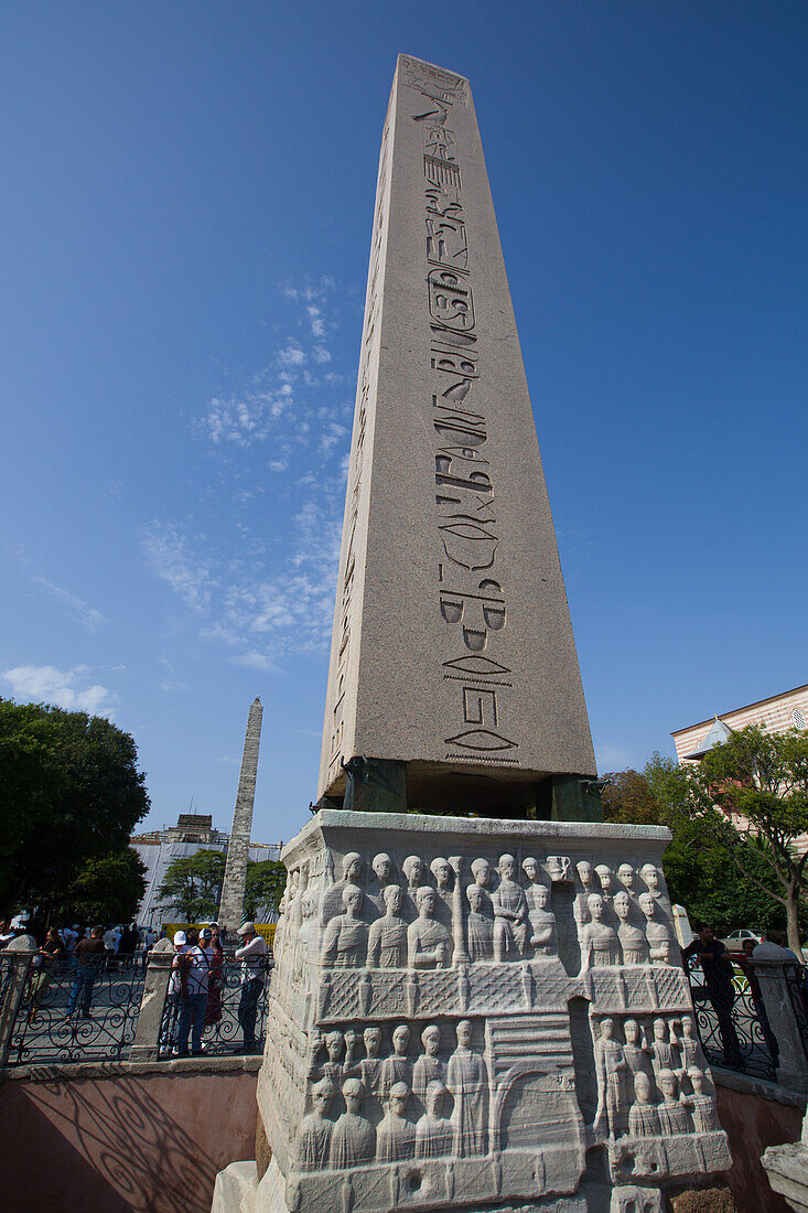 Egyptian Obelisk of Theodosuis, erected 4th century AD, Sultanahmet Square, Istanbul, Turkey, Europe