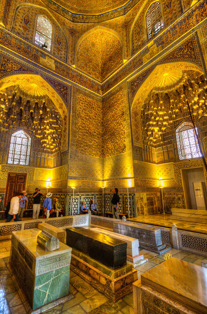 Interior, Gur-E-Amir Complex (Mausoleum), built 1403, Burial Site of Amir Temir, UNESCO World Heritage Site, Samarkand, Uzbekistan, Central Asia, Asia