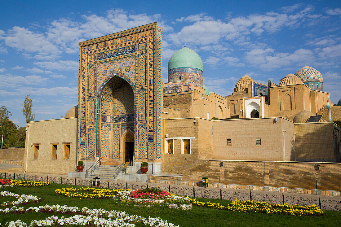 Eingangstor, Shah-I-Zinda, UNESCO-Welterbe, Samarkand, Usbekistan, Zentralasien, Asien