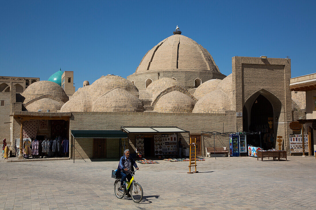 Toqi Zargaron (Trading Dome), UNESCO World Heritage Site, Bukhara, Uzbekistan, Central Asia, Asia