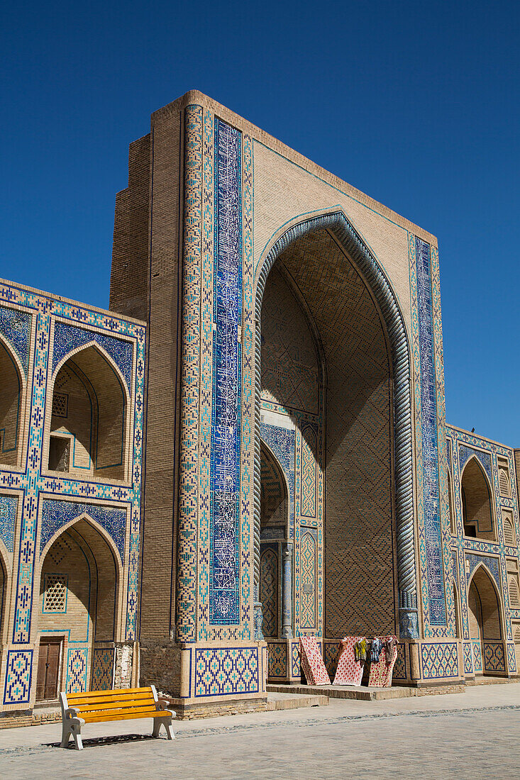 Iwan Facade, Madrasah Mirzo Ulugh Bek, 1417, UNESCO World Heritage Site, Bukhara, Uzbekistan, Central Asia, Asia